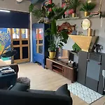 Hébergement de vacances Alfoz, -tiny House- Con Patio Privado Y Barbacoa