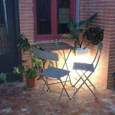 Alfoz, -tiny House- Con Patio Privado Y Barbacoa Ferienhaus