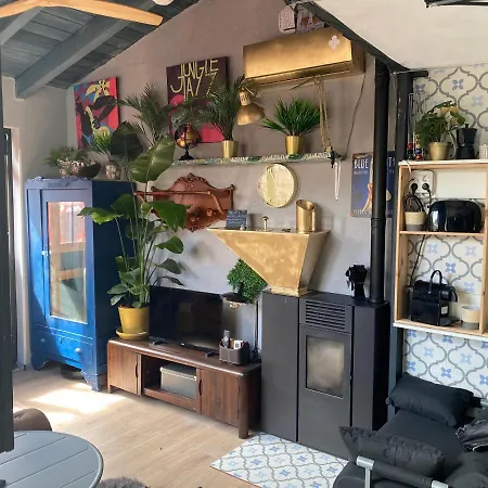 Alfoz, -tiny House- Con Patio Privado Y Barbacoa