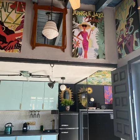 Alfoz, -tiny House- Con Patio Privado Y Barbacoa Velliza