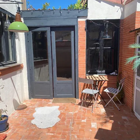 Alfoz, -tiny House- Con Patio Privado Y Barbacoa *