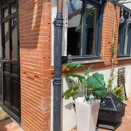 Ferienhaus Alfoz, -tiny House- Con Patio Privado Y Barbacoa Velliza