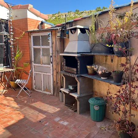 Ferienhaus Alfoz, -tiny House- Con Patio Privado Y Barbacoa Velliza