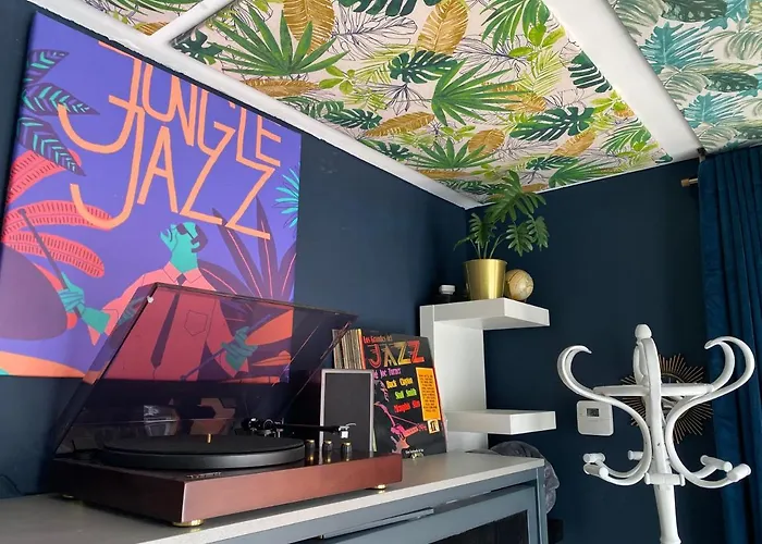 Alfoz, -tiny House- Con Patio Privado Y Barbacoa * Velliza