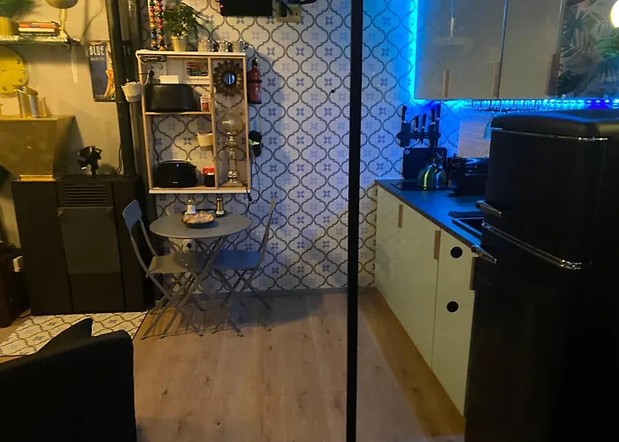 펜션 Alfoz, -tiny House- Con Patio Privado Y Barbacoa Velliza